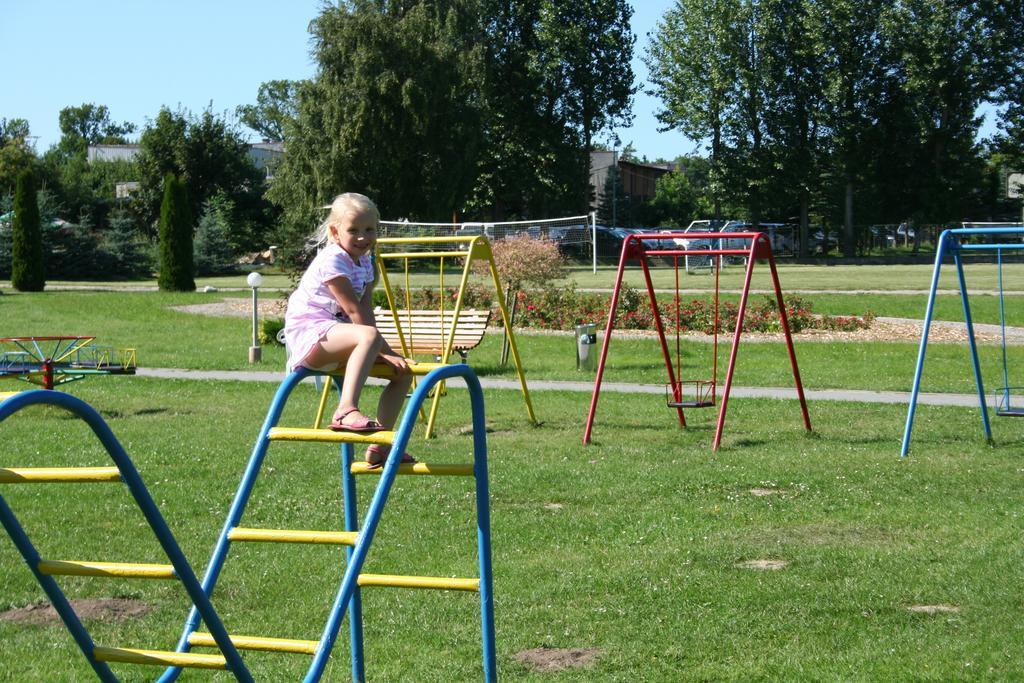 Sophia Bryza - Centrum Rehabilitacji I Wypoczynku Hotell Sarbinowo Exteriör bild
